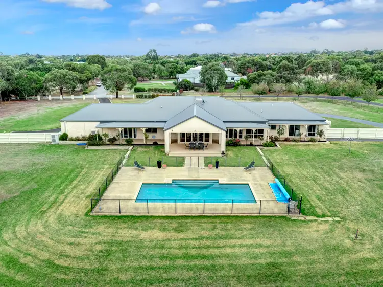 6 Bailey Place, Mornington VIC 3931