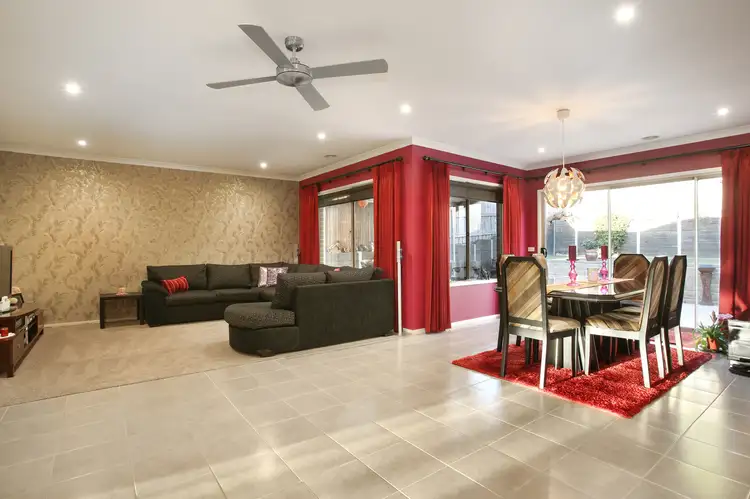 Sixth view of Homely house listing, 6 Landra Court, Berwick VIC 3806