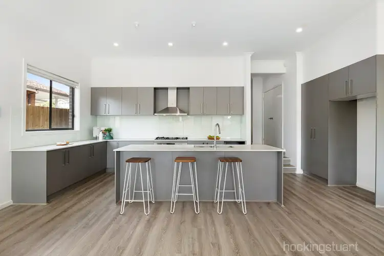 Fifth view of Homely townhouse listing, 2/11 Riddle Street, Bentleigh VIC 3204