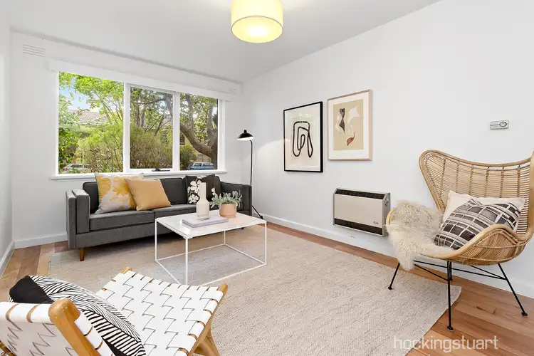 2/24 Park Street, St Kilda West VIC 3182