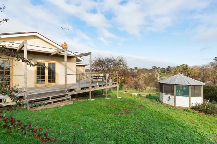 3 Creswick Road, Clunes VIC 3370