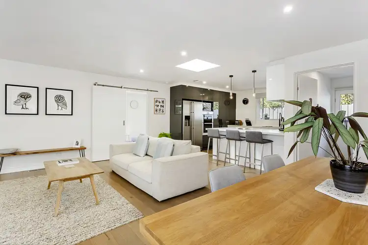 Fifth view of Homely house listing, 10 Sunningdale Avenue, Mornington VIC 3931