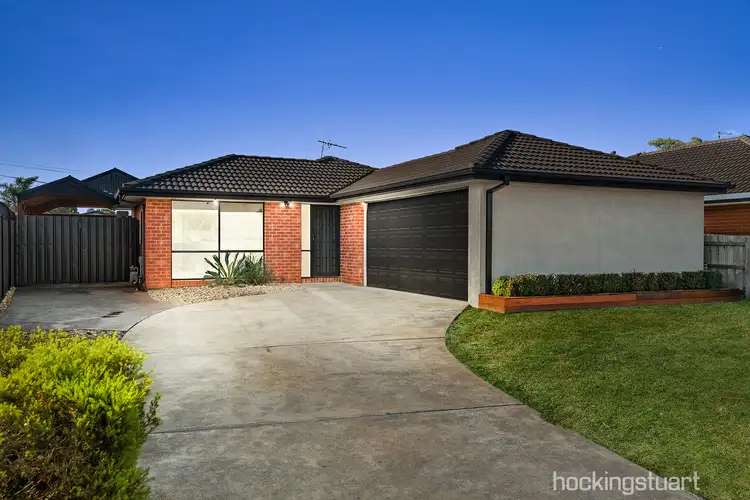 14 Momba Close, Kurunjang VIC 3337