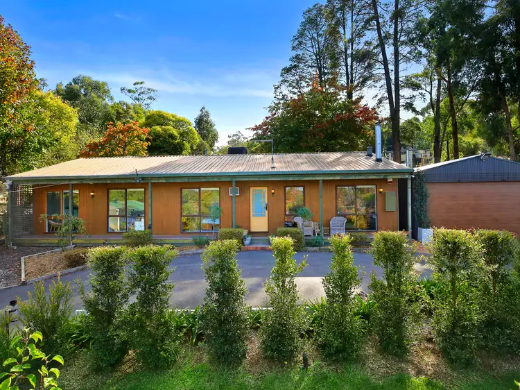 57 Old Warburton Highway, Seville East VIC 3139