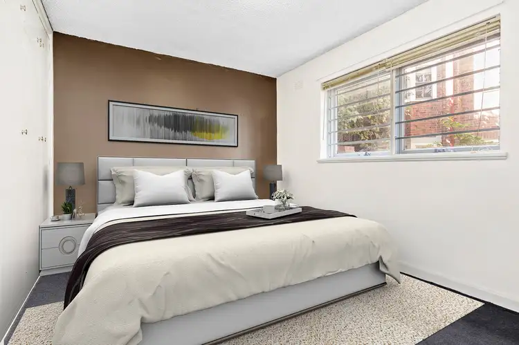 Third view of Homely apartment listing, 2/318 Beaconsfield Parade, St Kilda West VIC 3182