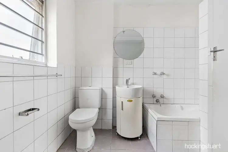 Fourth view of Homely apartment listing, 2/318 Beaconsfield Parade, St Kilda West VIC 3182