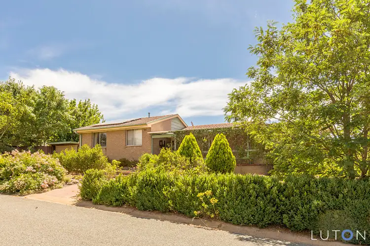 2 Lelta Place, Giralang ACT 2617