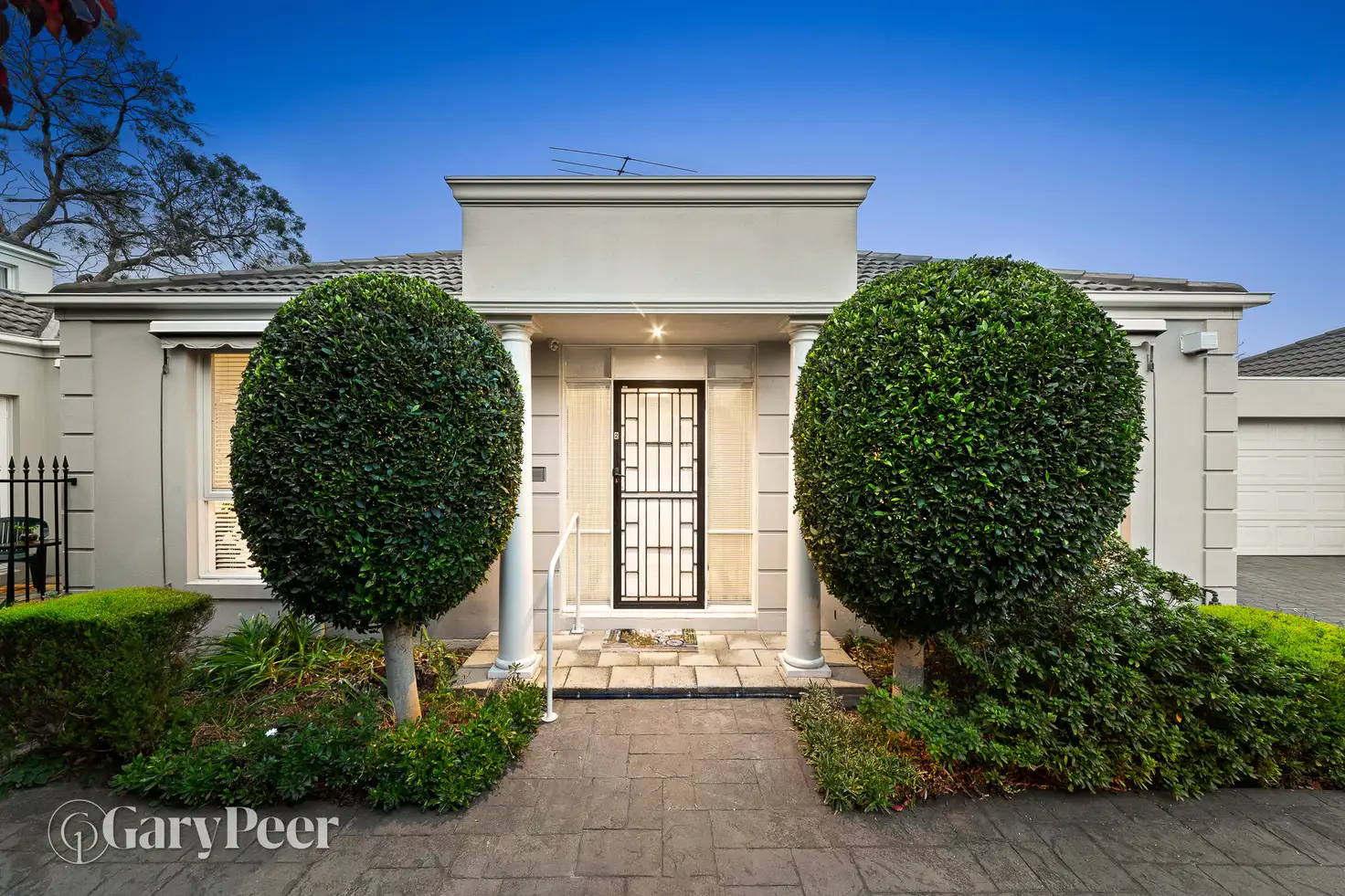 Main view of Homely villa listing, 2/41 Snowdon Avenue, Caulfield VIC 3162