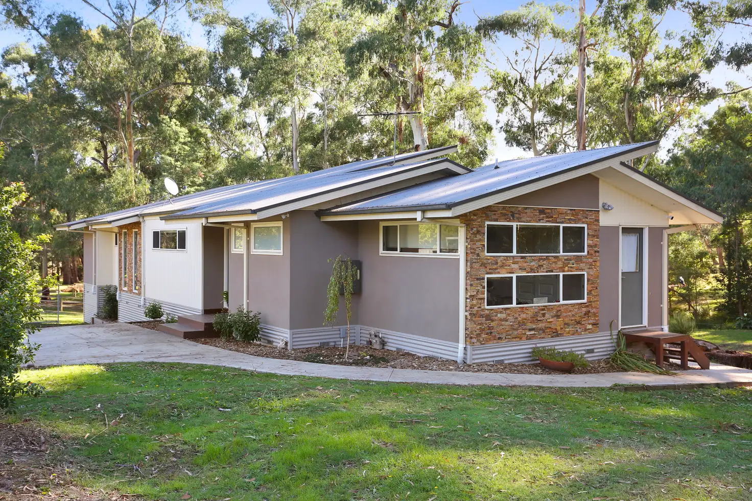 Main view of Homely house listing, 1916 Don Road, Don Valley VIC 3139