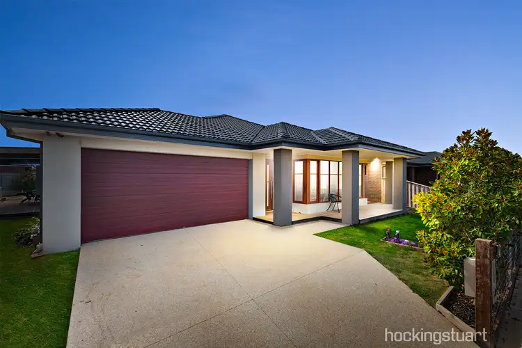 6 Meredith Place, Eynesbury VIC 3338