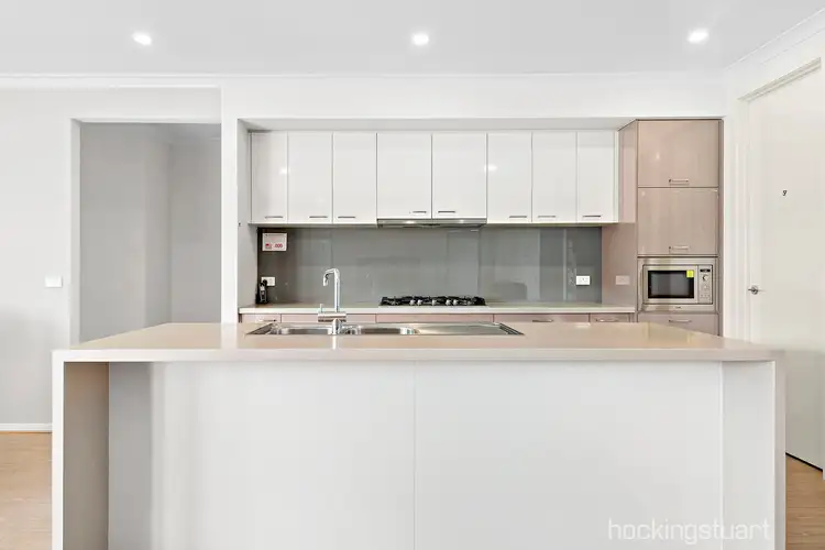 Second view of Homely house listing, 6 Meredith Place, Eynesbury VIC 3338