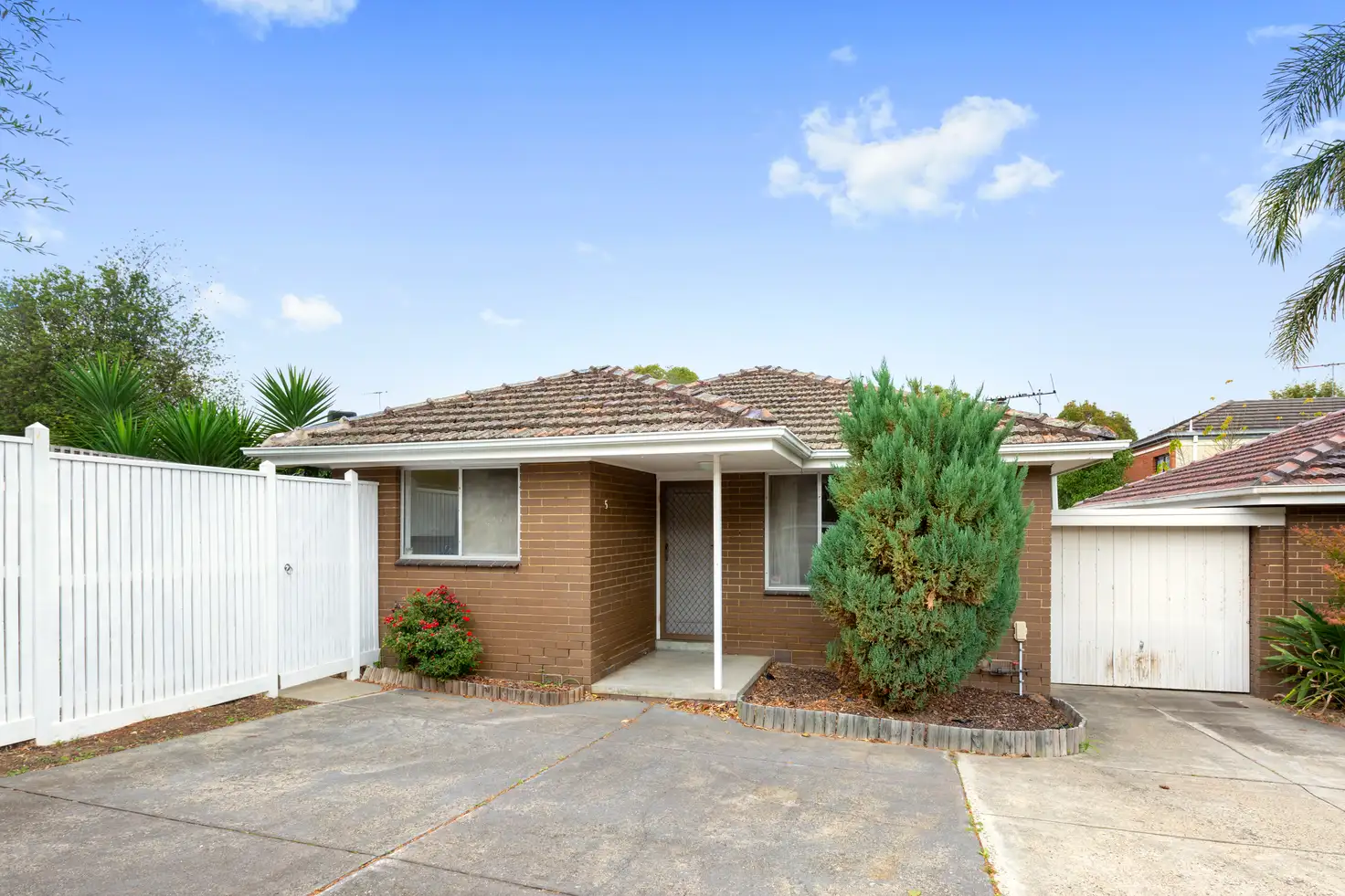 Main view of Homely unit listing, 5/6-8 Elm Tree Road, Doncaster VIC 3108