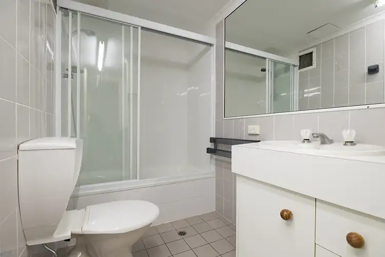 Sixth view of Homely apartment listing, 2/21 Grimes Street, Auchenflower QLD 4066