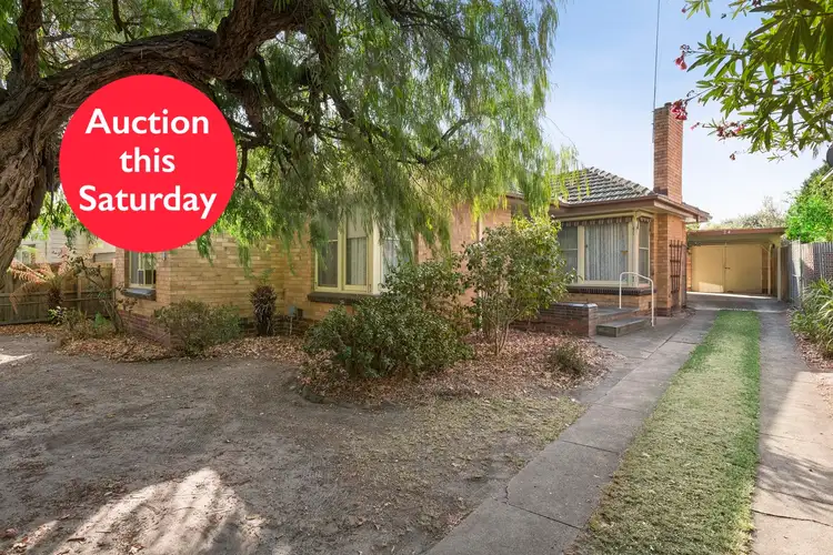 24 Raynes Street, Caulfield South VIC 3162