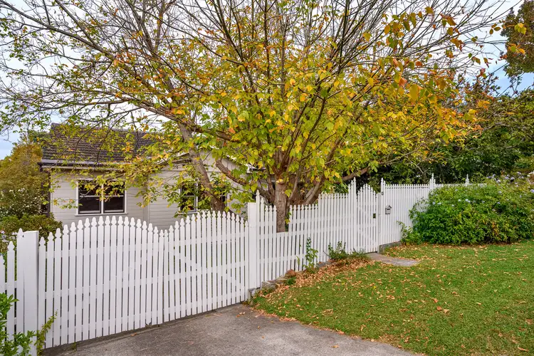 13 Springwood Avenue, Springwood NSW 2777