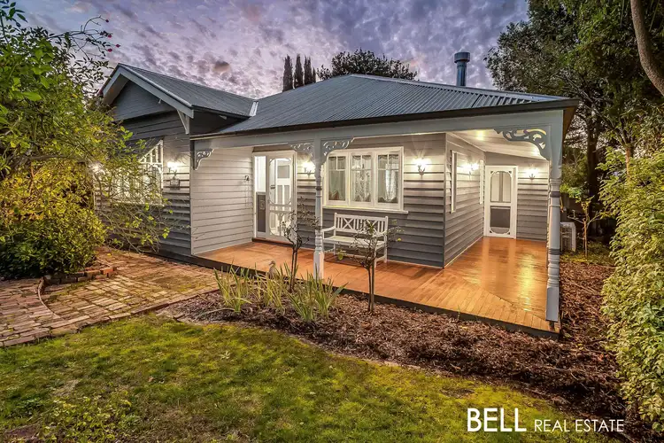 7 Walker Road, Montrose VIC 3765