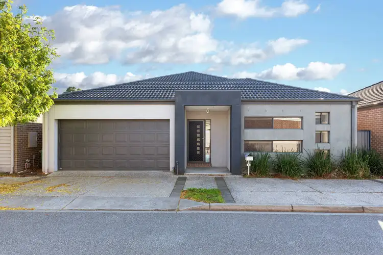 Second view of Homely house listing, 6 Sepal Lane, Pakenham VIC 3810
