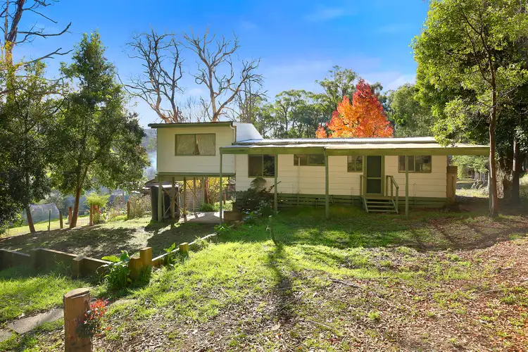 8 Leith Road, Mcmahons Creek VIC 3799