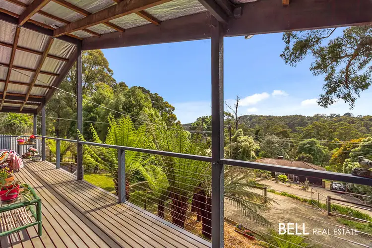 30 Hazel Street, Cockatoo VIC 3781