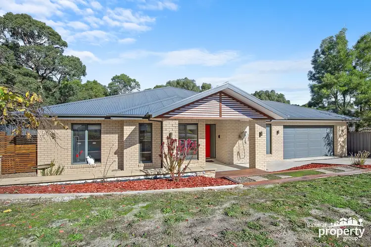 28 Oakbank Drive, Mount Helen VIC 3350
