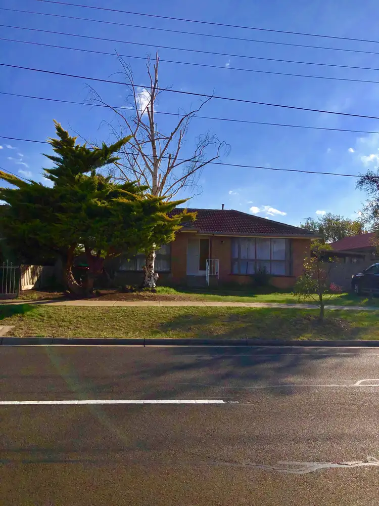 9 Raleighs Road, Melton VIC 3337