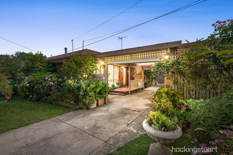 10 Leggatt Street, Melton South VIC 3338