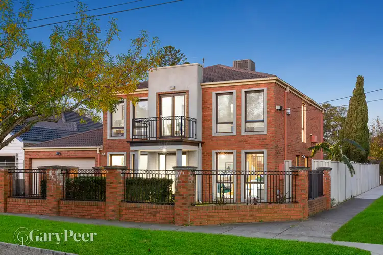 8 Gardeners Road, Bentleigh East VIC 3165