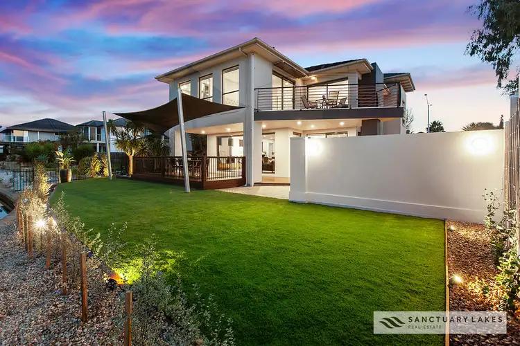 53 Sanctuary Lakes South Boulevard, Sanctuary Lakes VIC 3030