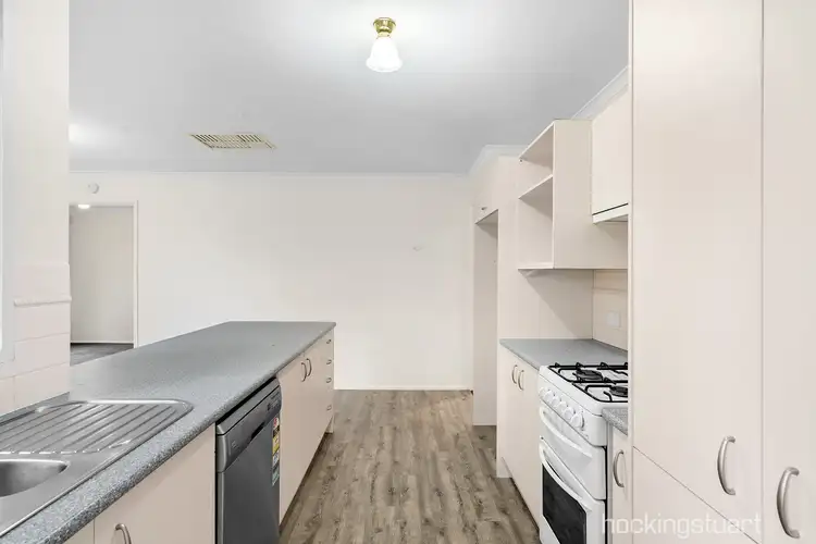 Sixth view of Homely house listing, 5 Acton Close, Frankston VIC 3199