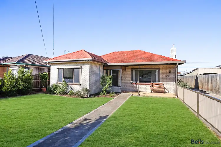 1/16 Daley Street, Sunshine West VIC 3020