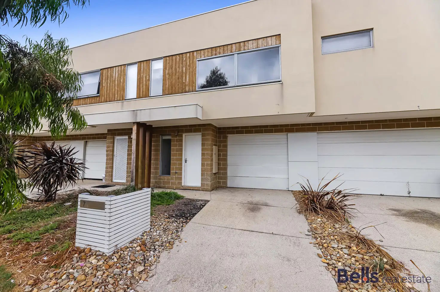 Main view of Homely townhouse listing, 7 Luzon Way, Sunshine West VIC 3020