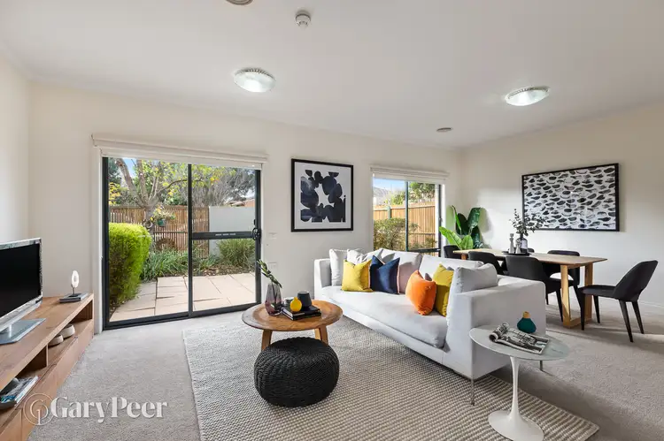 1/7 Eskdale Road, Caulfield North VIC 3161