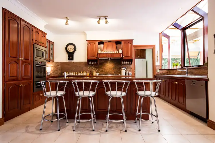 Fifth view of Homely house listing, 16 Julie Court, Greensborough VIC 3088