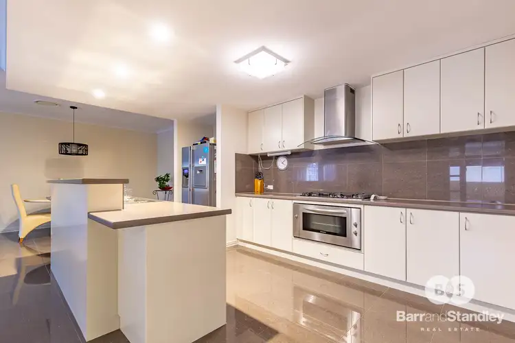 12 Castlereagh Vista, Millbridge WA 6232