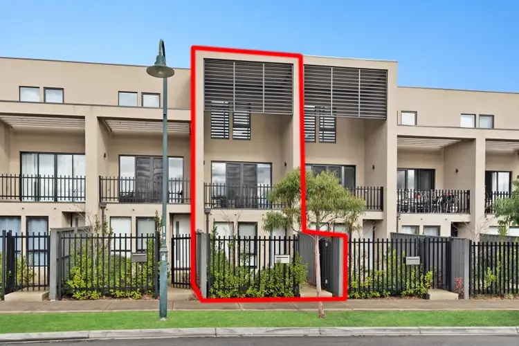 77 Ulmara Parkway, Maidstone VIC 3012