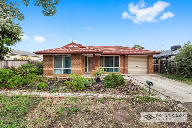 2 Wattle Grove, Point Cook VIC 3030