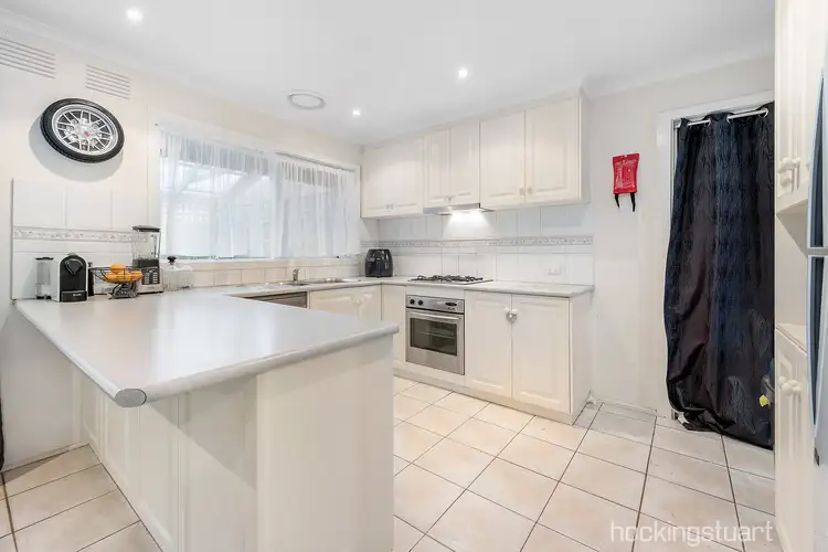 Second view of Homely house listing, 2 Isabella Crescent, Frankston VIC 3199