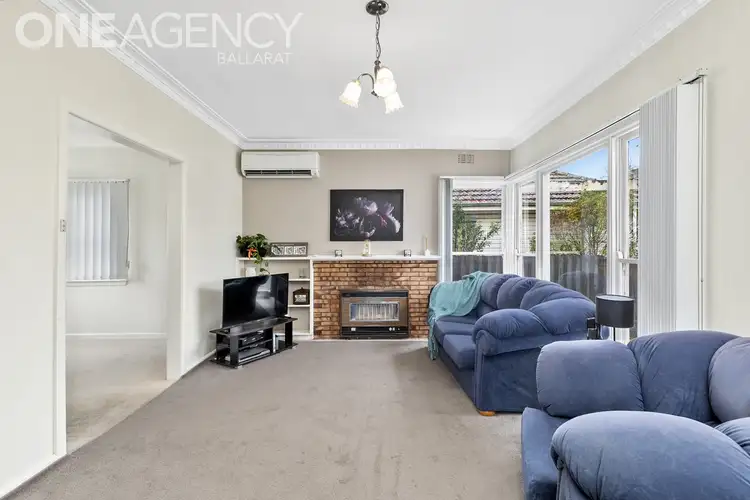 Second view of Homely house listing, 4 Iris Avenue, Wendouree VIC 3355
