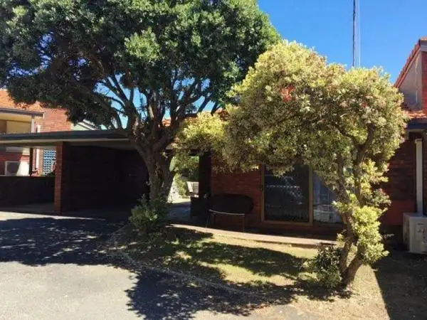 Fourth view of Homely unit listing, 2/5 Joel Crescent, South Bunbury WA 6230