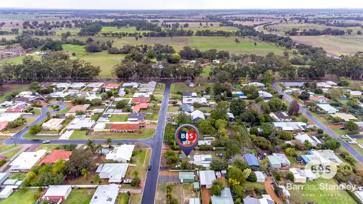 16 Castieau Street, Burekup WA 6227
