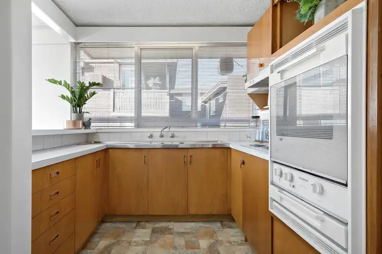 Fourth view of Homely apartment listing, 13/16 Tennyson Street, St Kilda VIC 3182
