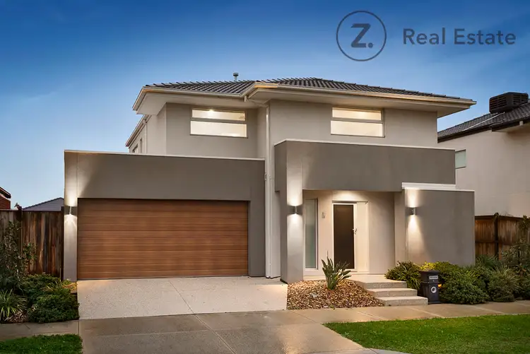 4 Mossey Crescent, Cranbourne East VIC 3977