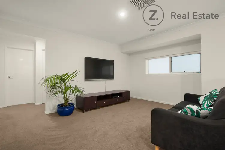 Fifth view of Homely house listing, 4 Mossey Crescent, Cranbourne East VIC 3977