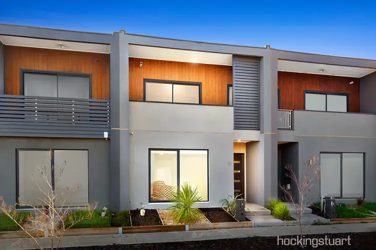 6 Treeve Parkway, Werribee VIC 3030