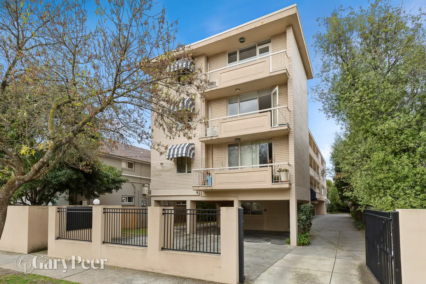 Main view of Homely apartment listing, 2/52 Sutherland Road, Armadale VIC 3143
