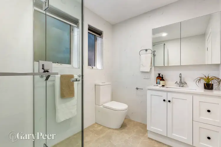 Fourth view of Homely apartment listing, 19/25 Robe Street, St Kilda VIC 3182