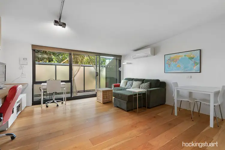 212/131 Acland Street, St Kilda VIC 3182