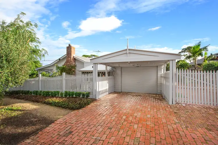 17 Mohilla Street, Mount Eliza VIC 3930