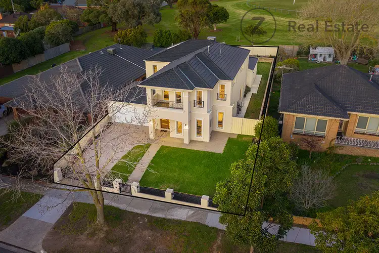16 Mayfield Drive, Mount Waverley VIC 3149
