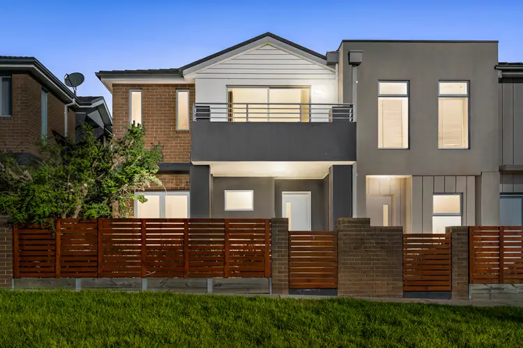 Main view of Homely townhouse listing, 7 Jockey Lane, Cranbourne VIC 3977